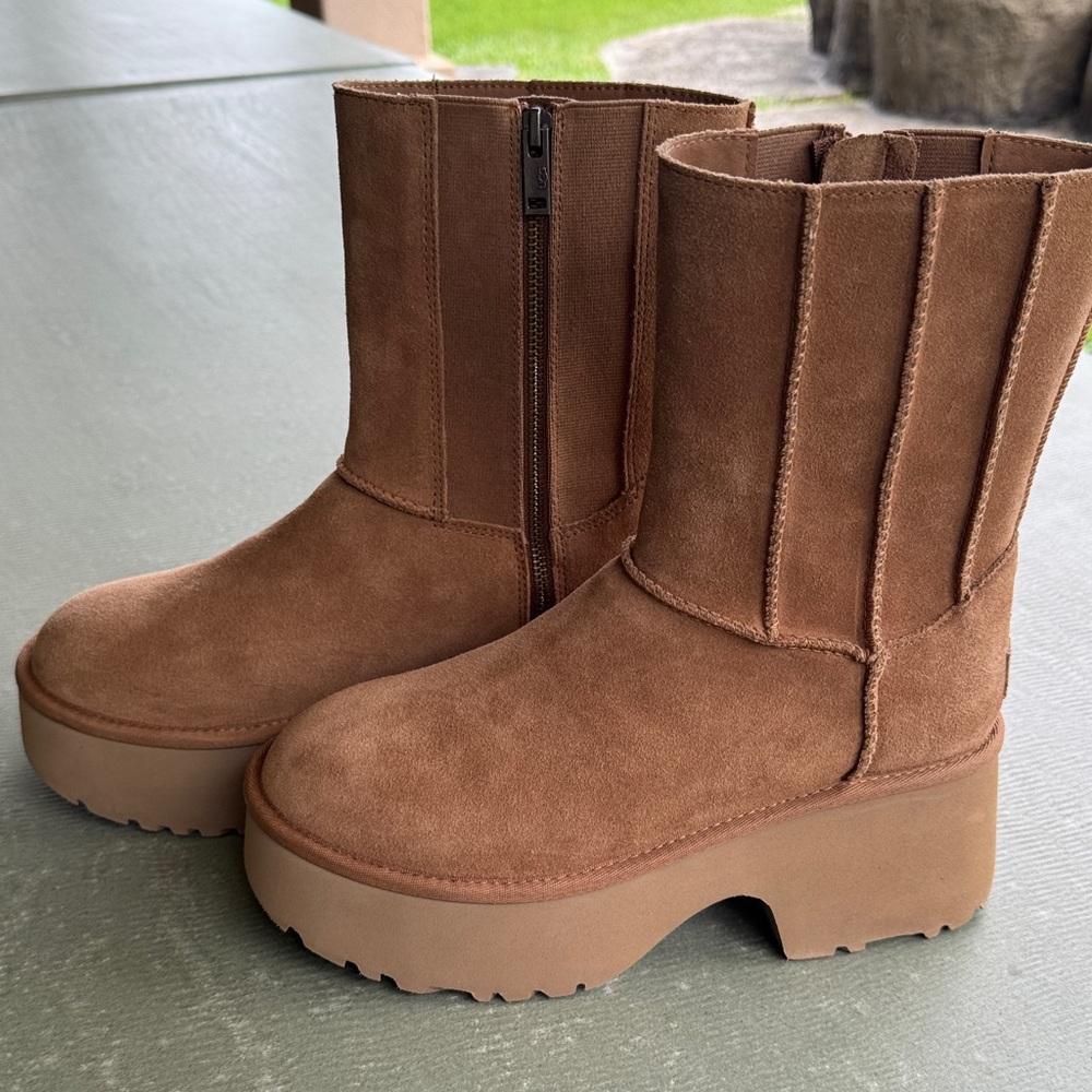 UGG Chestnut Suede Platform Boots - Picture 2 of 10